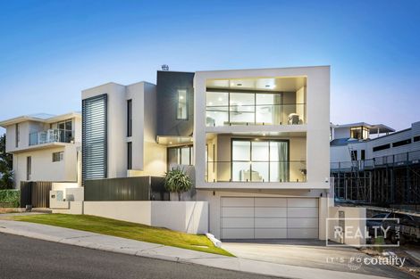 Property photo of 29 Nautilus Crescent Scarborough WA 6019
