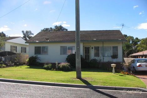11 Manuka Pde, Gorokan, NSW 2263