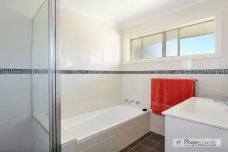 Property photo of 16 Campion Parade Armidale NSW 2350