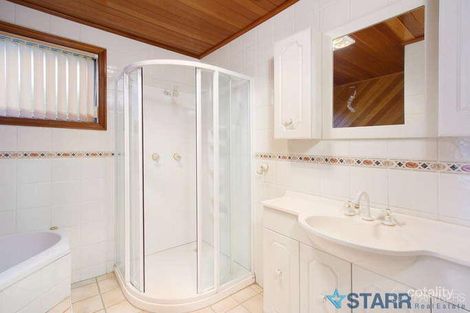 Property photo of 6 Benaud Court St Clair NSW 2759