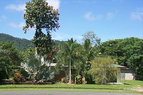 7 Balzer Cl, Whitfield, QLD 4870