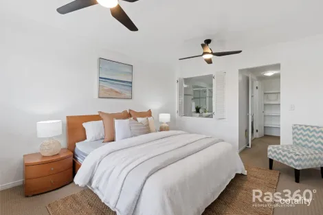 Property photo of 33/82-86 Limetree Parade Runaway Bay QLD 4216