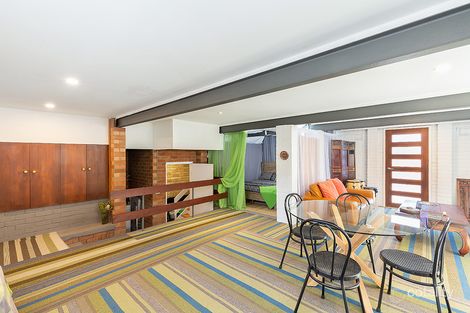 Property photo of 8 Jamboree Close Fennell Bay NSW 2283