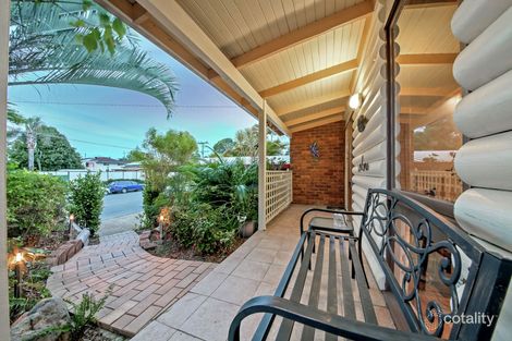 Property photo of 4 Lerose Avenue Kallangur QLD 4503