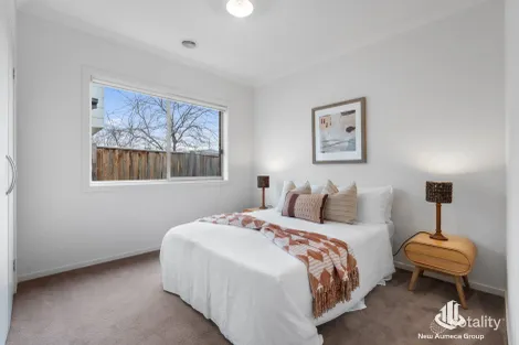 Property photo of 1 Brookdale Road Point Cook VIC 3030