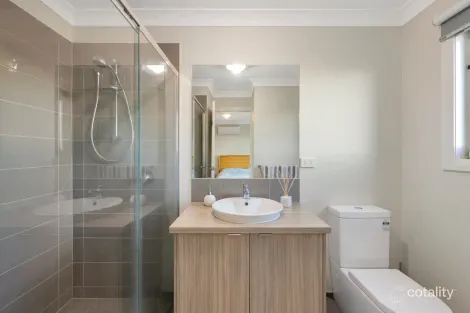 Property photo of 20 Burdock Walk Truganina VIC 3029