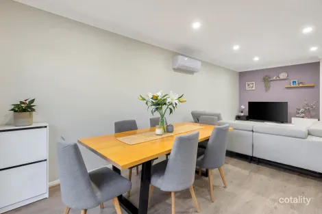 Property photo of 20 Burdock Walk Truganina VIC 3029