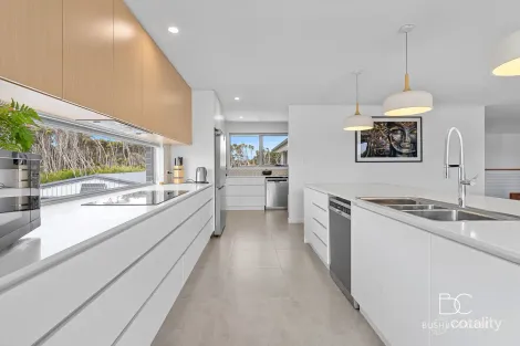 Property photo of 2 William Parish Drive Low Head TAS 7253