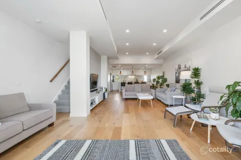 Property photo of 82B White Street Mordialloc VIC 3195