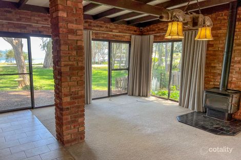 Property photo of 284 Tuggerawong Road Tuggerawong NSW 2259