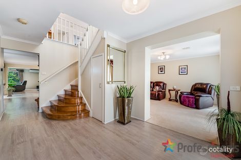 Property photo of 1 Lyrebird Court Taylors Lakes VIC 3038