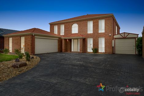 Property photo of 1 Lyrebird Court Taylors Lakes VIC 3038