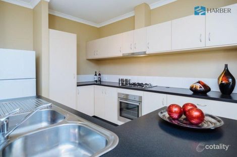 Property photo of 43 Sacramento Parade Hocking WA 6065