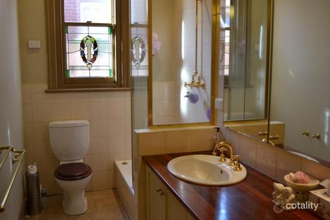 Property photo of 52 Richardson Street Essendon VIC 3040