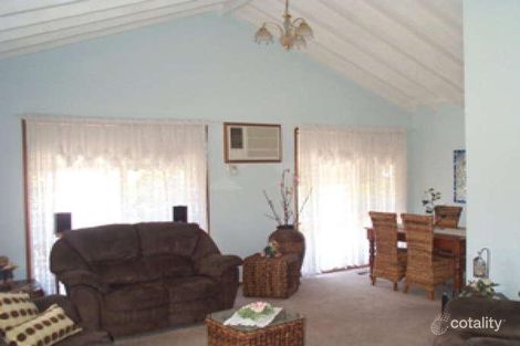 Property photo of 7 Landon Place Carrum Downs VIC 3201