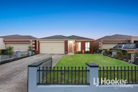 Property photo of 17 Elderberry Way Pakenham VIC 3810