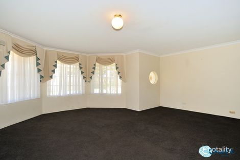 Property photo of 12 Capella Pass Warnbro WA 6169