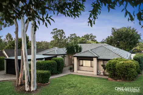 Property photo of 8 Grevillea Place Forest Lake QLD 4078
