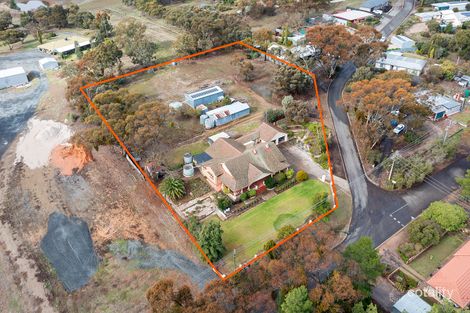 Property photo of 4 Hartley Road Clare SA 5453