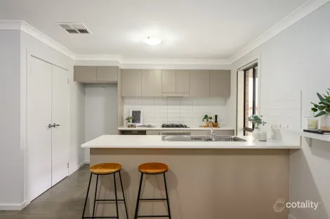 Property photo of 10B Hollyoake Circuit Bardia NSW 2565