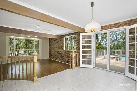 Property photo of 11 Airlie Place Helensvale QLD 4212