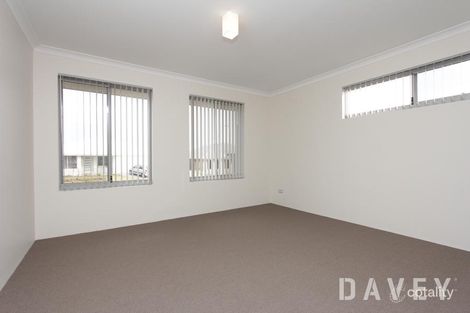 Property photo of 8 Viminea Street Carramar WA 6031