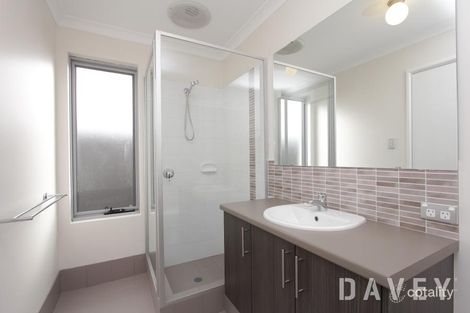 Property photo of 8 Viminea Street Carramar WA 6031