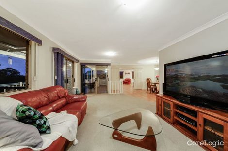 Property photo of 32 Selkirk Crescent Ferny Grove QLD 4055
