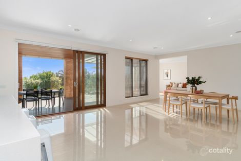 Property photo of 7 Matong Road Mount Eliza VIC 3930