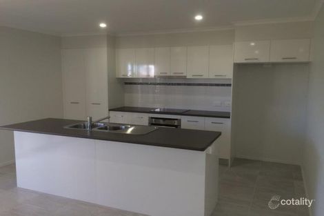 Property photo of 2/33 Yass Circuit Kelso QLD 4815