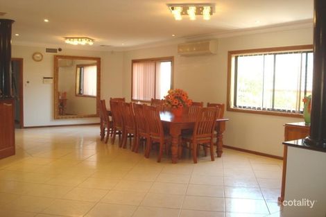 Property photo of 5 Brush Close Green Valley NSW 2168