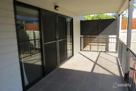 Property photo of 3/3 Bindaree Way Ocean Shores NSW 2483