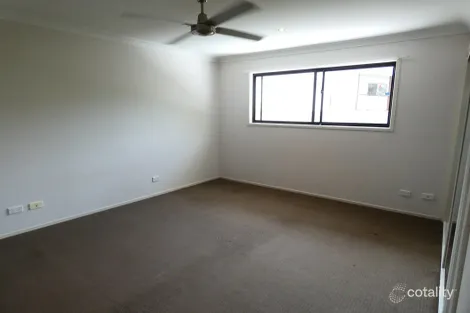 Property photo of 3/3 Bindaree Way Ocean Shores NSW 2483