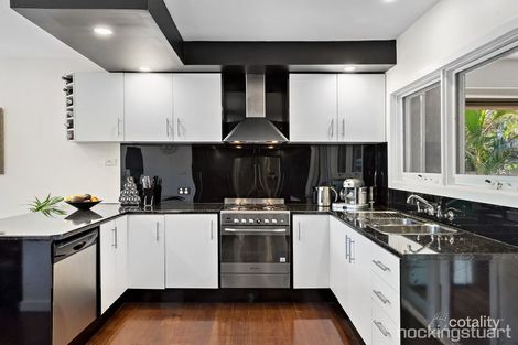 Property photo of 10 Taronga Crescent Croydon VIC 3136