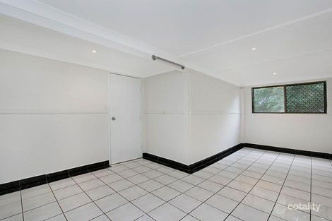 Property photo of 41 Dobbs Street Holland Park West QLD 4121