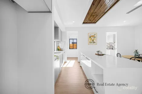 Property photo of 3 Rufous Way Deanside VIC 3336