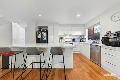 Property photo of 13 Kenwood Crescent Ringwood VIC 3134