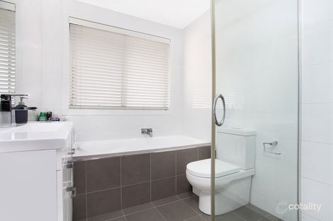 Property photo of 48 Polock Crescent Albion Park NSW 2527