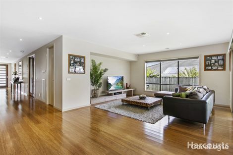 Property photo of 35 Avenview Drive Narre Warren North VIC 3804