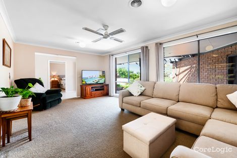 Property photo of 20 Alamanda Way Cranbourne North VIC 3977