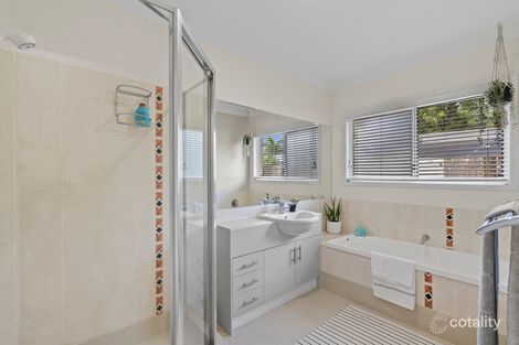 Property photo of 11 Lowe Circuit Redland Bay QLD 4165