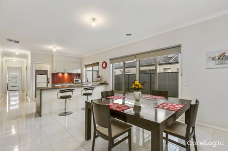 Property photo of 4 Appaloosa Grove Clyde North VIC 3978