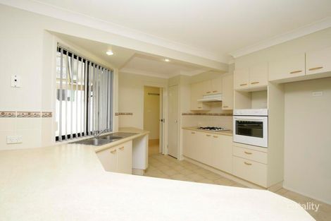 Property photo of 17 Dryandra Place Redhead NSW 2290