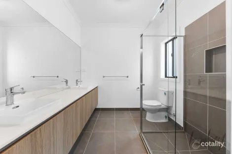 Property photo of 66 Eastside Boulevard Donnybrook VIC 3064