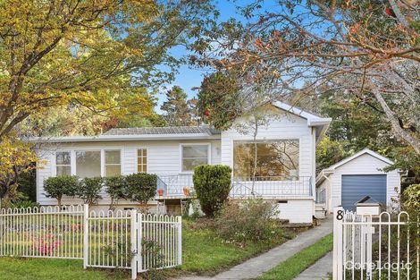 8 Yanko Ave, Wentworth Falls, NSW 2782