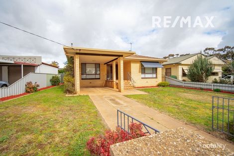 8 Charleville Rd, Turvey Park, NSW 2650