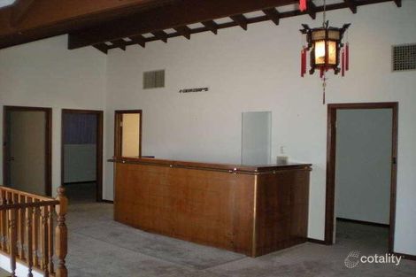 Property photo of 253 Riverton Drive North Shelley WA 6148