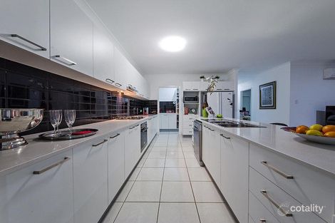 Property photo of 31 Wattle Place Gumdale QLD 4154