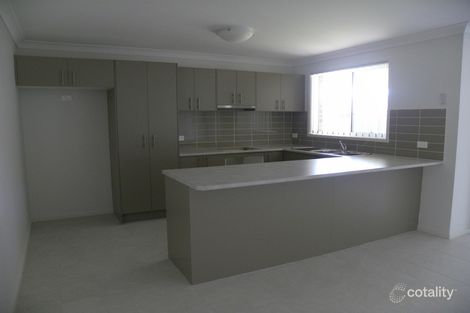 Property photo of 10 Frank Avenue Wadalba NSW 2259