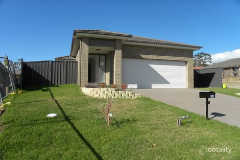 Property photo of 10 Frank Avenue Wadalba NSW 2259
